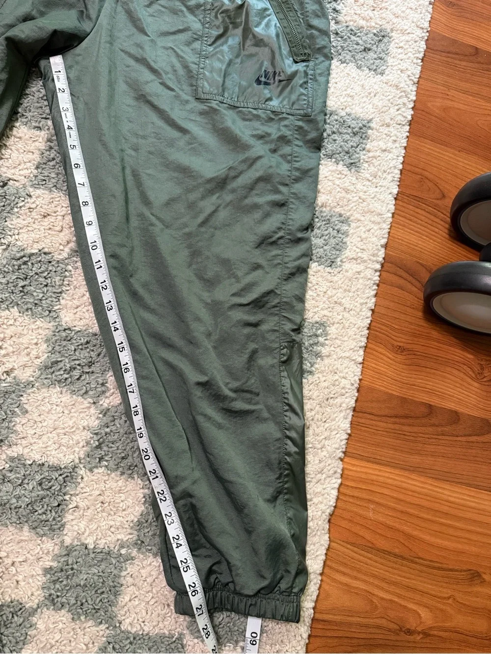 Nike X Barry's Juniper Fog Cargo Rebel Bootcamp Pants Army Green Pockets Size XL